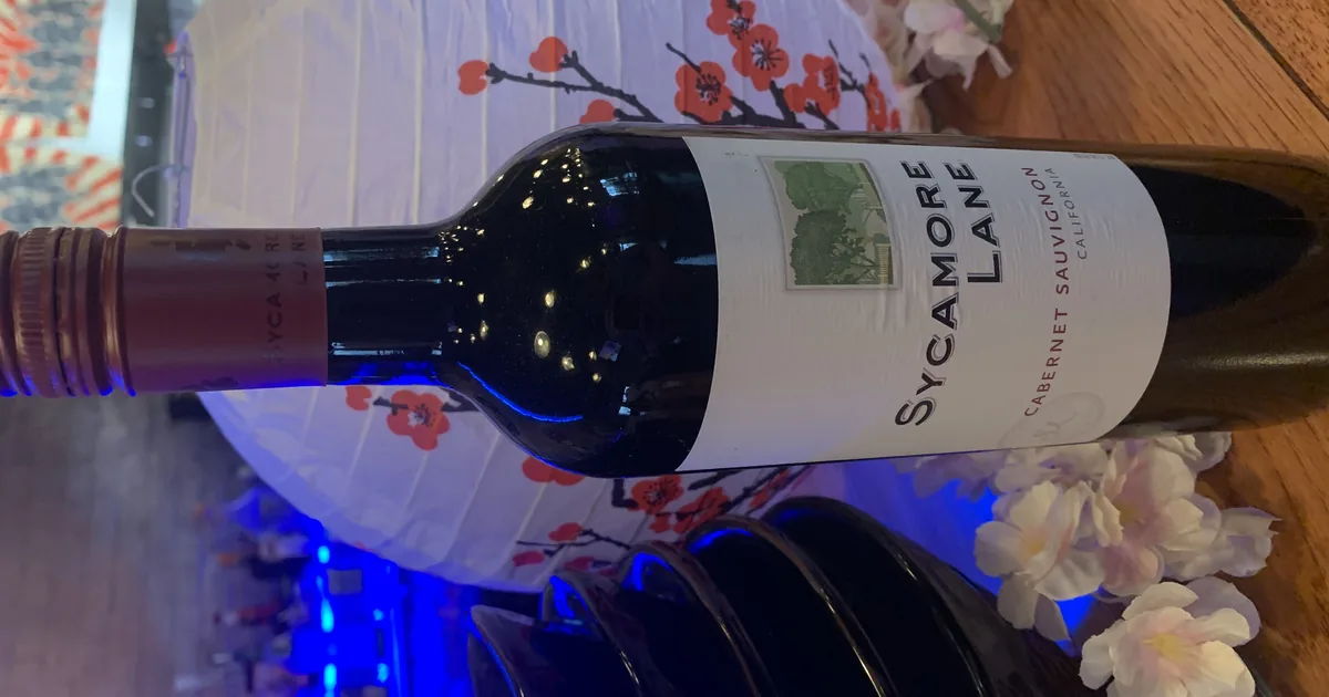 A bottle of Cabernet Sauvignon wine at Bakudan Ramen