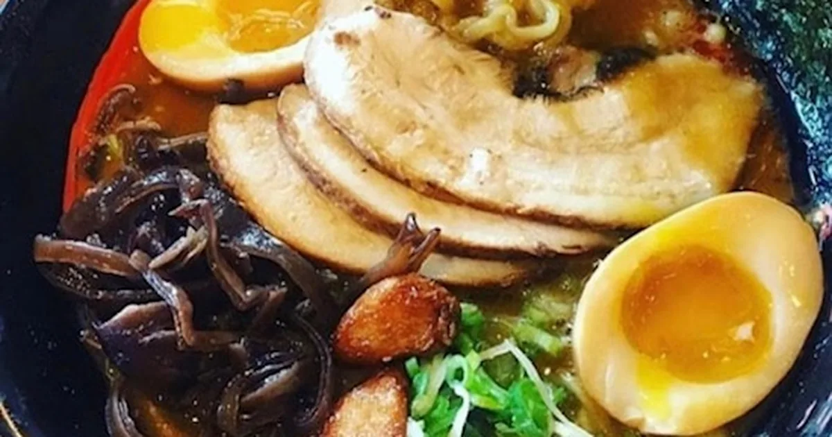 A single bowl of ramen at Bakudan Ramen